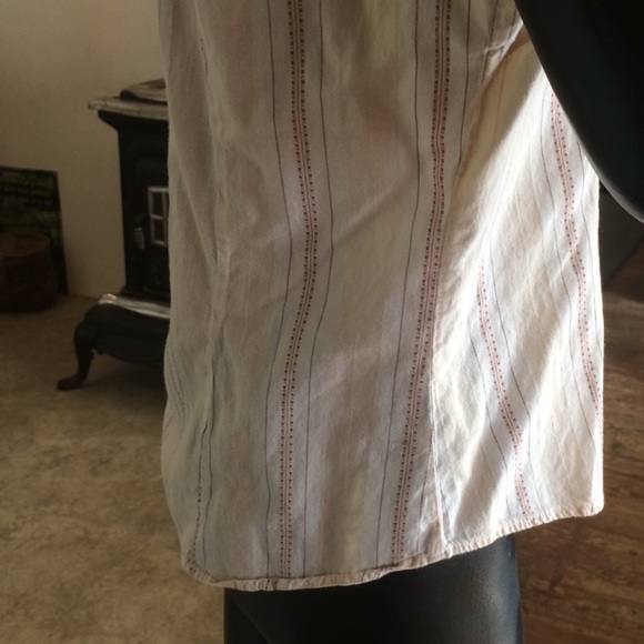 Cream short sleeved top - Picture 5 of 5